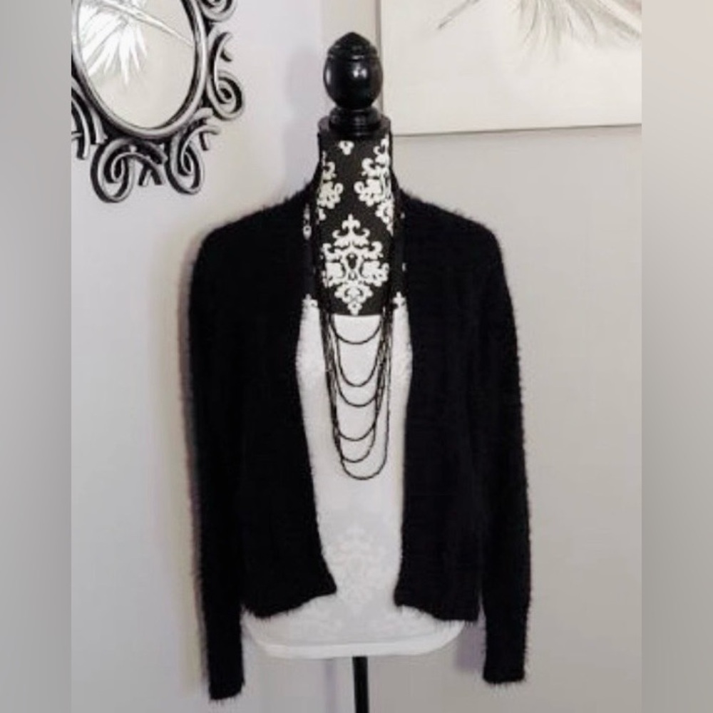 NWOT Shrinking Violet Black Fuzzy Sweater, Sz S